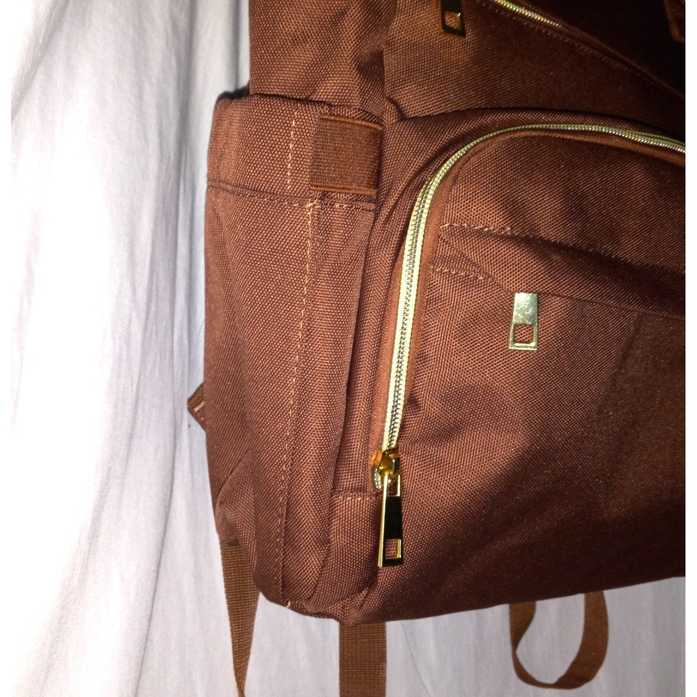 Lovevook Coffee Brown‎ Color Diaper Bag Backpack NWOT Gold Trim Laptop Pocket - Picture 4 of 10